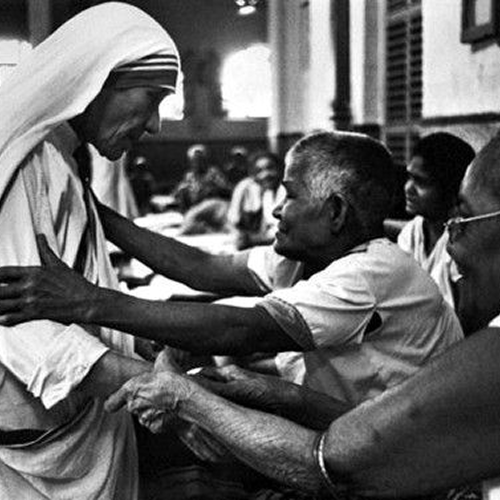 mother-teresa-life-living-2